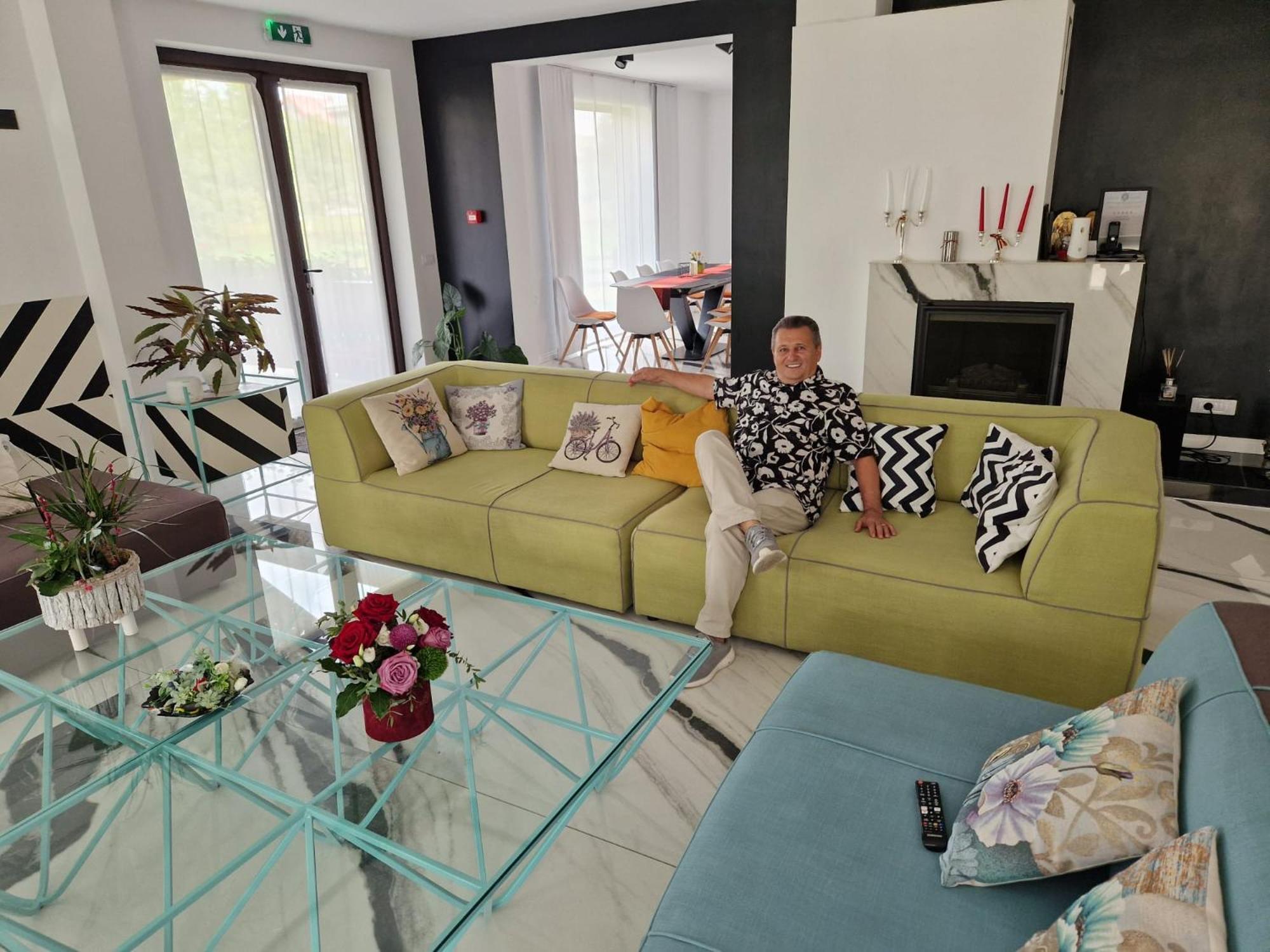Niro Residence 古拉哈莫卢洛伊 外观 照片